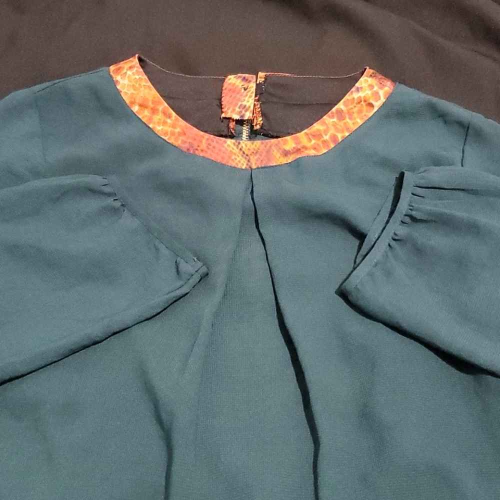 Dress - Picture 3 of 4